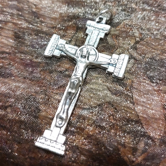 ▫️✝️▫️Beautiful Vintage Deadstock Ornate Silver Metal Crucifix Cross Pendant - Picture 3 of 15